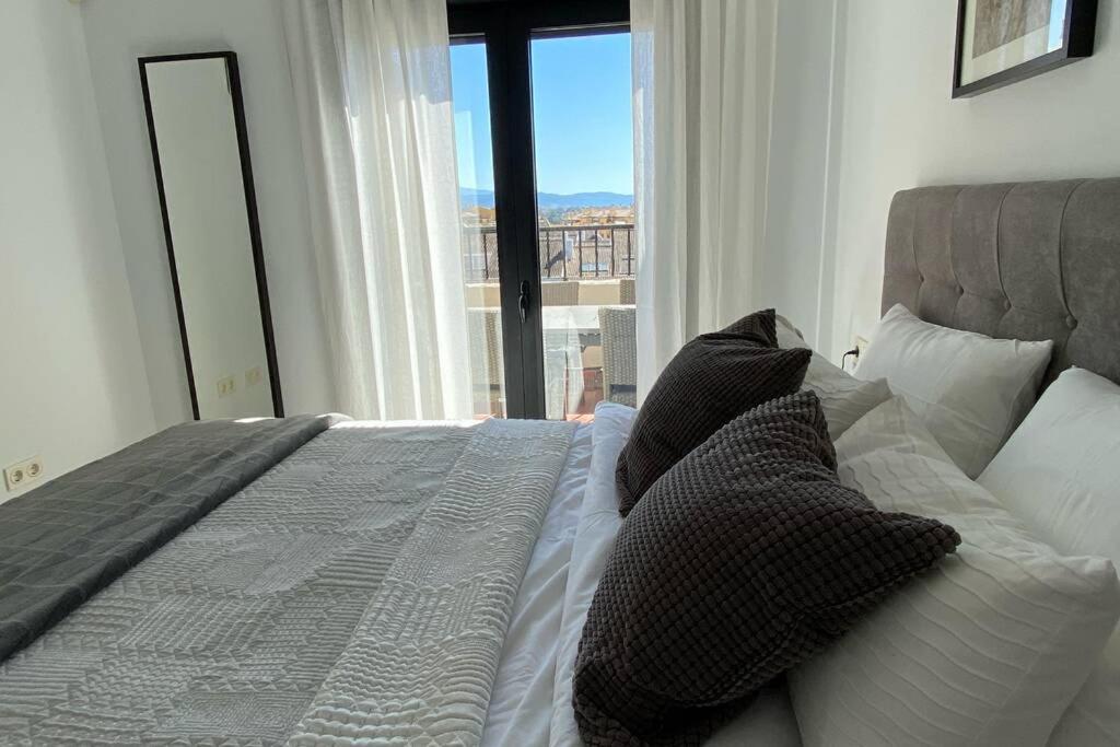 Apartamento Penthouse With Sea Views In Marbella Exterior foto